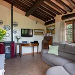 Riparbella Villa *